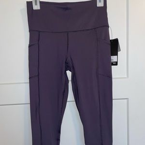 90 Degree Cropped Leggings